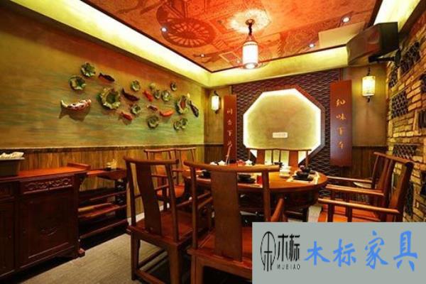 餐廳家具定制實木火鍋桌椅材質(zhì)種類有哪些 